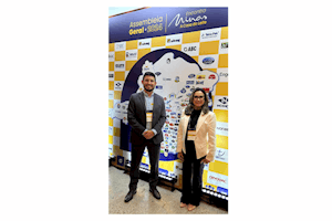 Esq.: Conrado e Alessandra