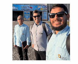 Esq.: Celio, Luciano e Conrado 